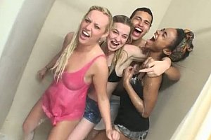 女优喷潮在线欧美